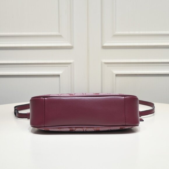 ✨NWT Coach Teri Shoulder Bag In Signature Chambray CH139 - Picture 4 of 6